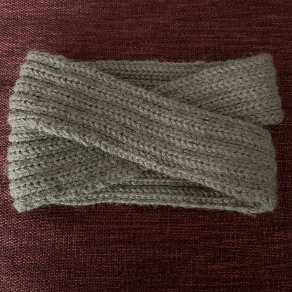 Grey knitted ear warmer